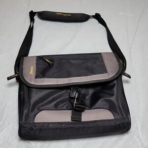 Targus 10.5" Tablet bag